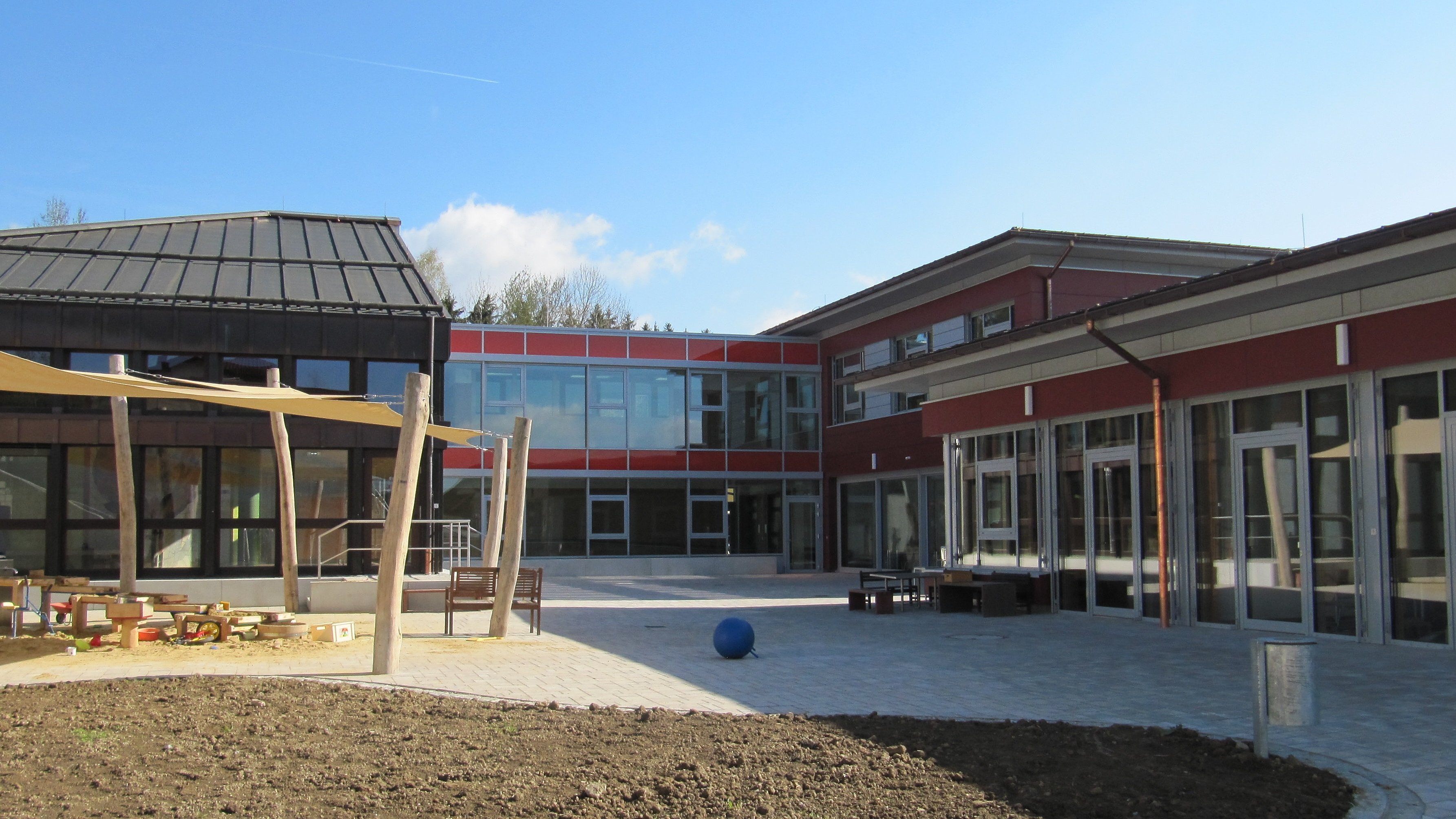Heilpädagogisches Zentrum}